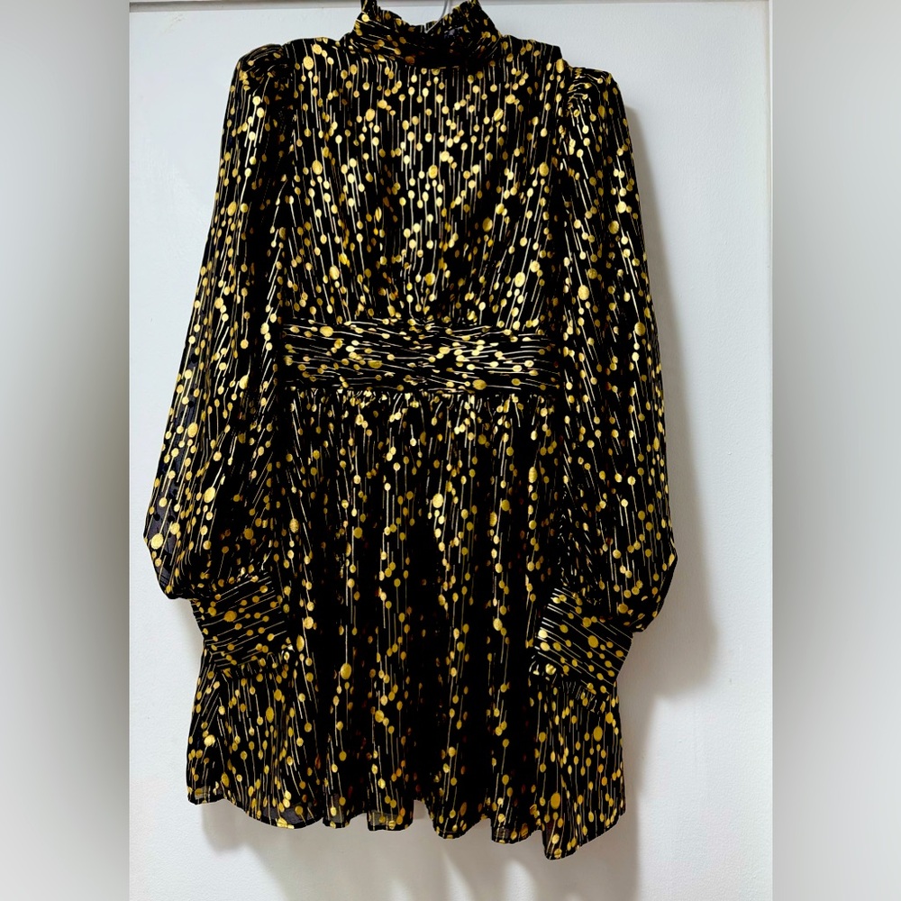 AQUA - (NWT) MOCK NECK GOLD FOIL MINI DRESS - SIZE SMALL